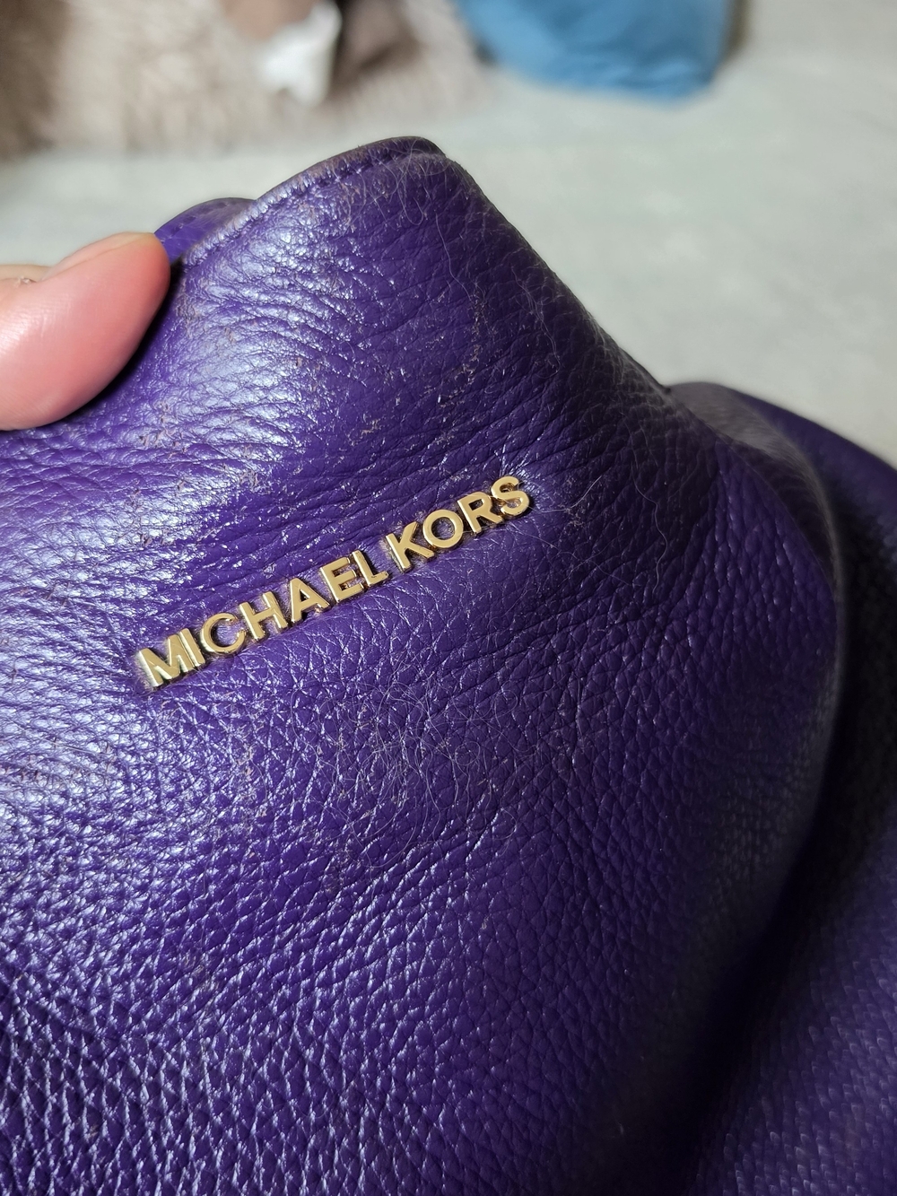 Michael Kors Fulton Hobo purple pebbled leather shoulder bag - Picture 5 of 11